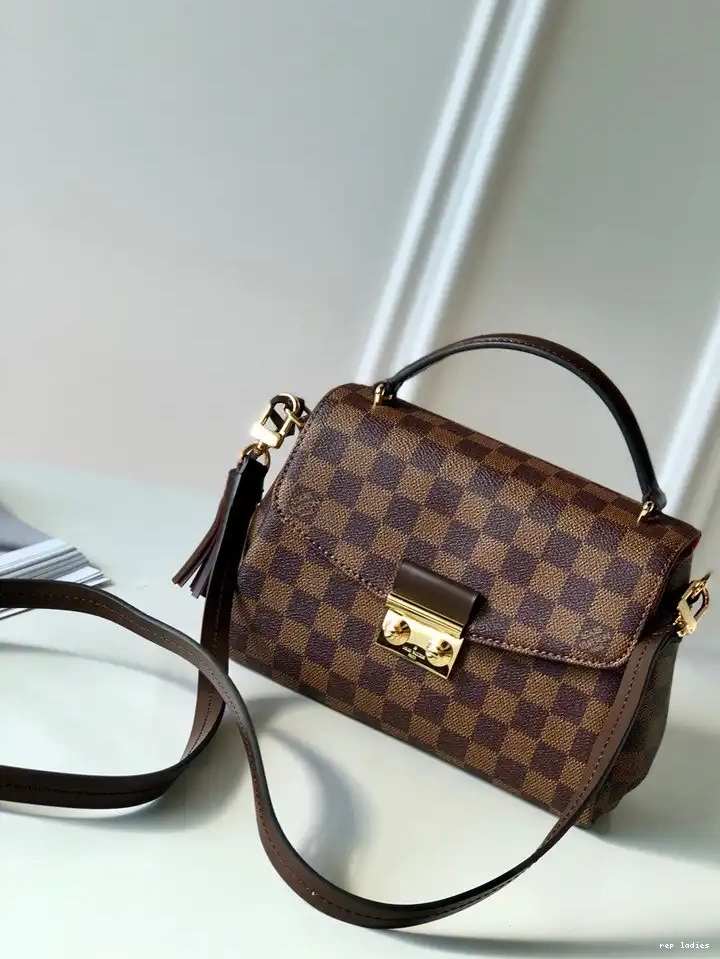 Cheap CROISETTE Louis Vuitton 0509